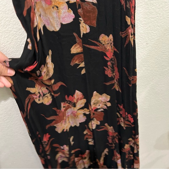 Free People Intimately Star Chasing Slip dress Raven floral low back - Picture 11 of 12